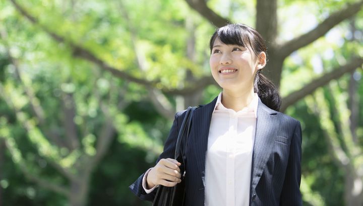 契約社員とは 正社員との違いやメリット デメリットを解説 自動車整備士の求人 転職サイトはレソリューション